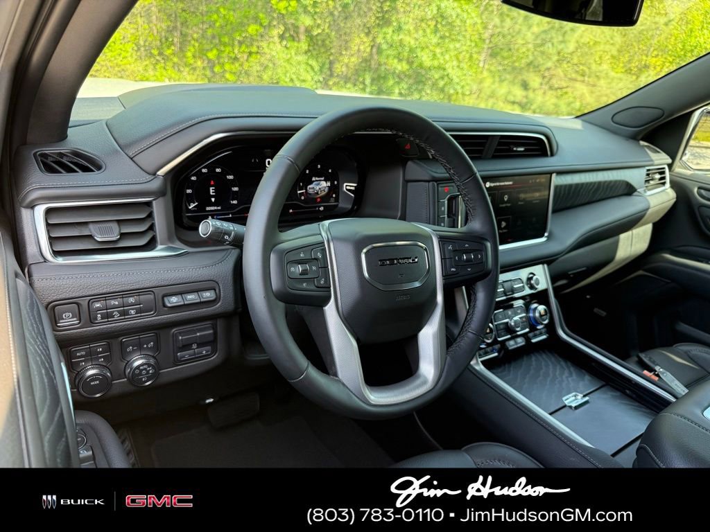 Used 2024 GMC Yukon Denali w/ Max Trailering Package image 4