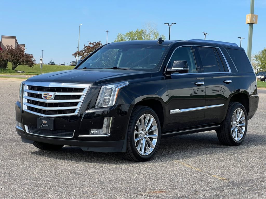 Used 2019 Cadillac Escalade Premium Luxury AWD/4WD image 47