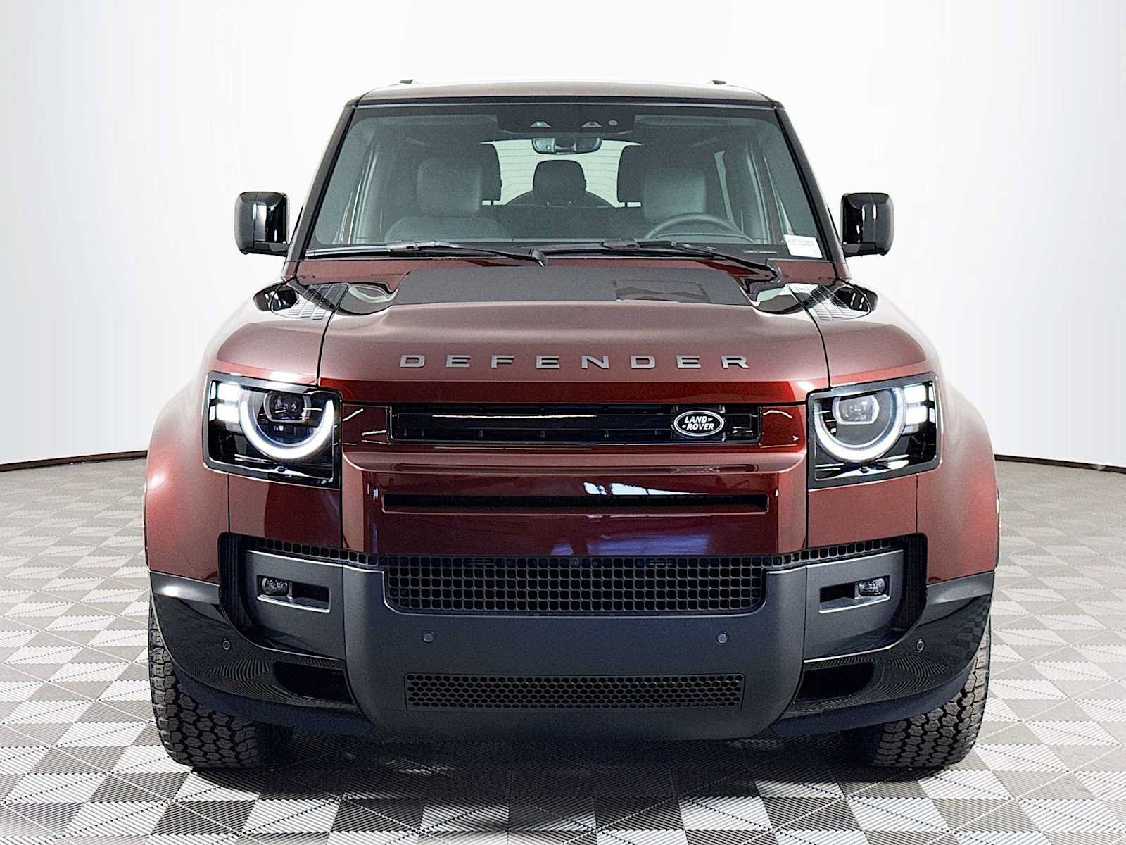 New 2026 Land Rover Defender 90 X-Dynamic SE AWD/4WD image 2