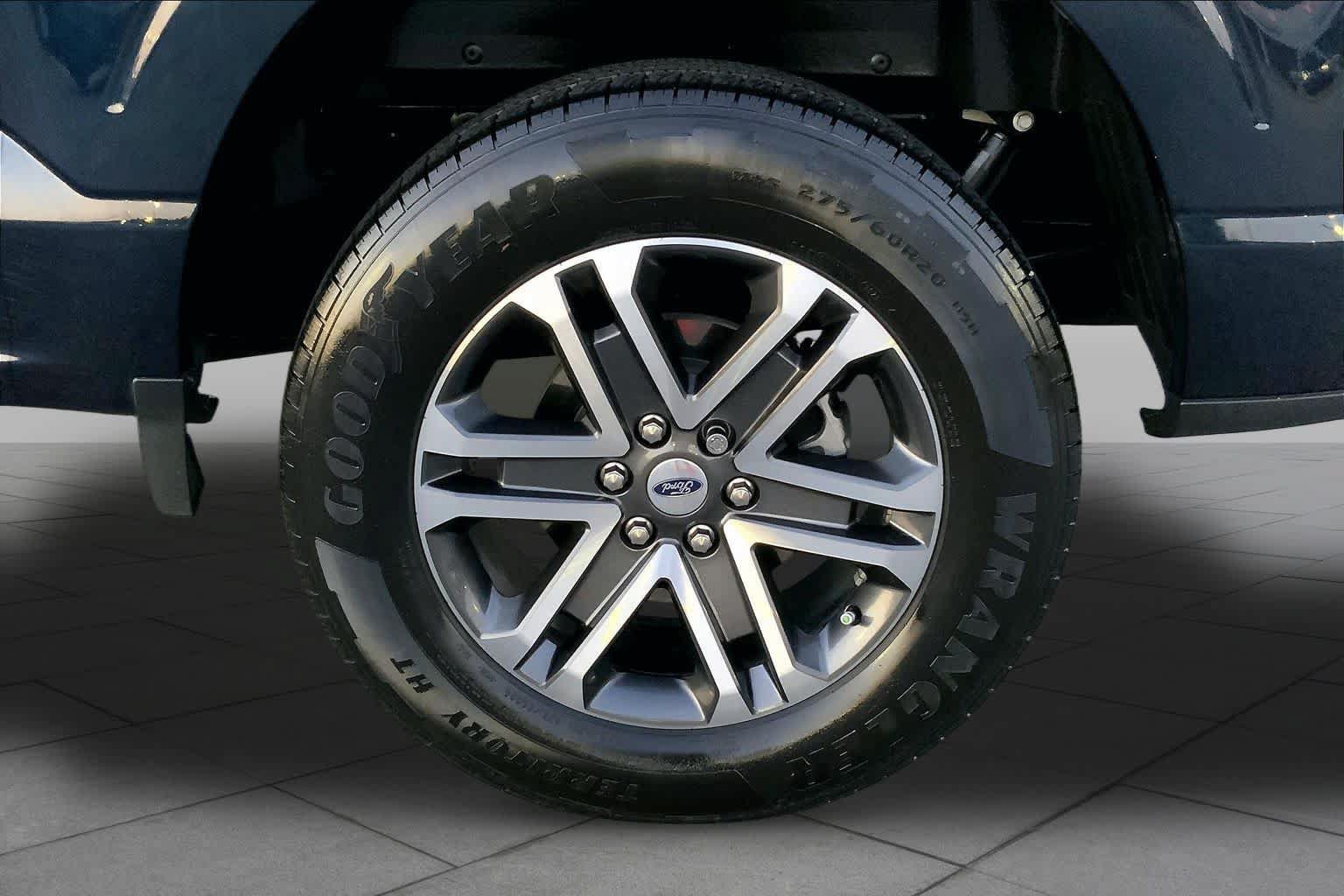 Used 2023 Ford F150 XL w/ STX Appearance Package RWD image 11
