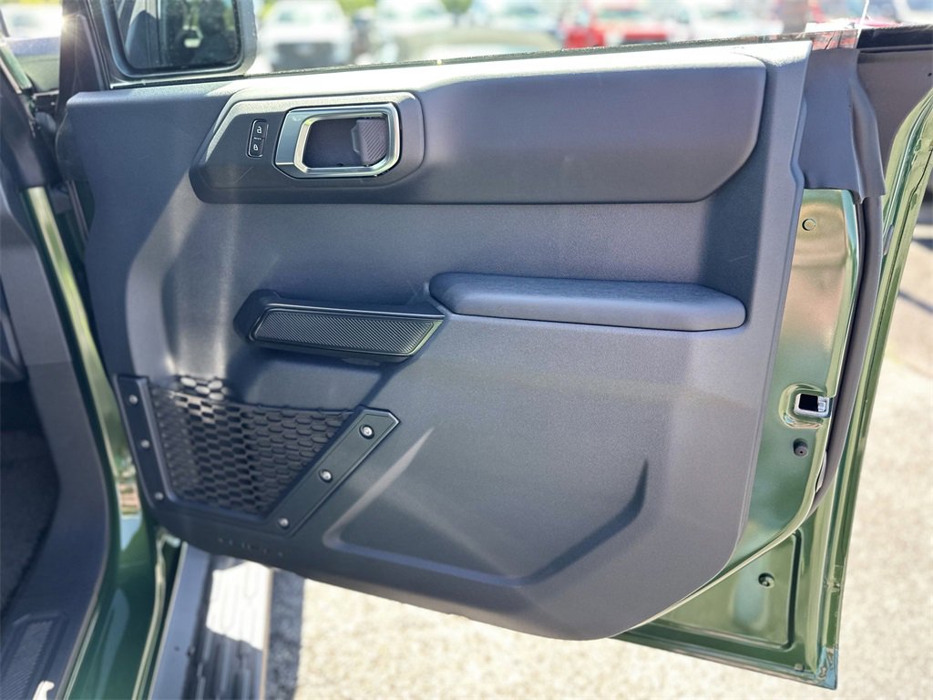 New 2025 Ford Bronco Outer Banks w/ Sasquatch Package image 11
