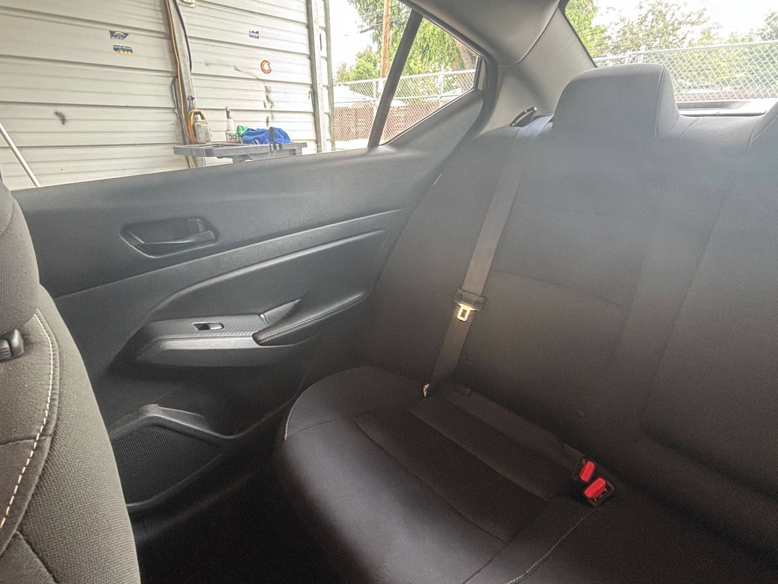Used 2025 Nissan Altima 2.5 SV FWD image 37
