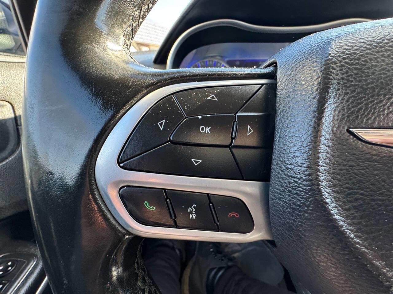 Used 2019 Chrysler 300 Touring w/ Sport Appearance Package image 52