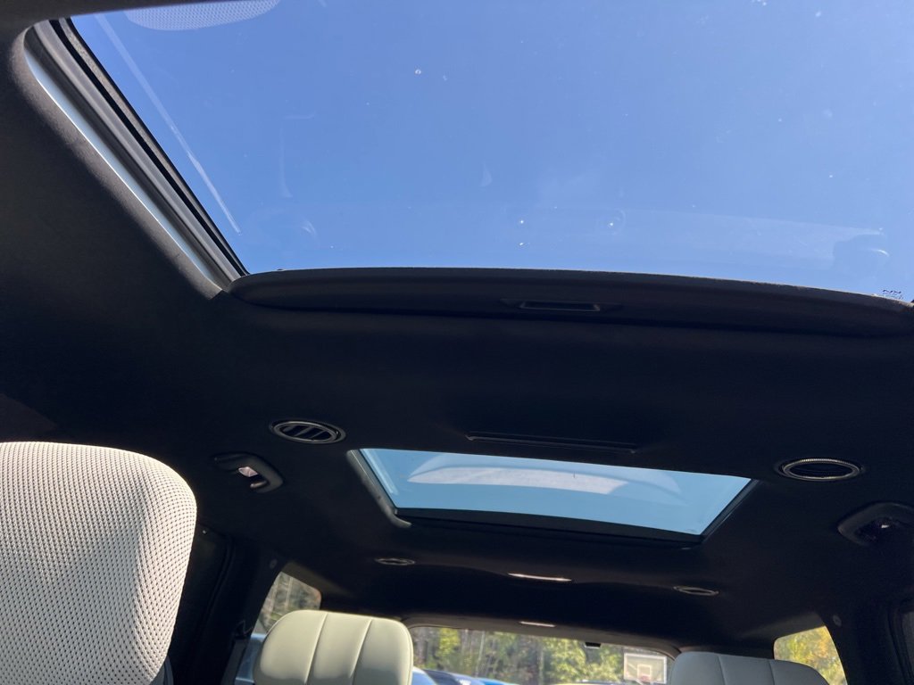 New 2026 Kia EV9 GT-Line image 9