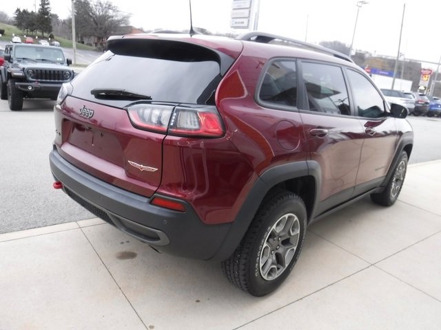 Used 2020 Jeep Cherokee Trailhawk w/ Cold Weather Group image 7