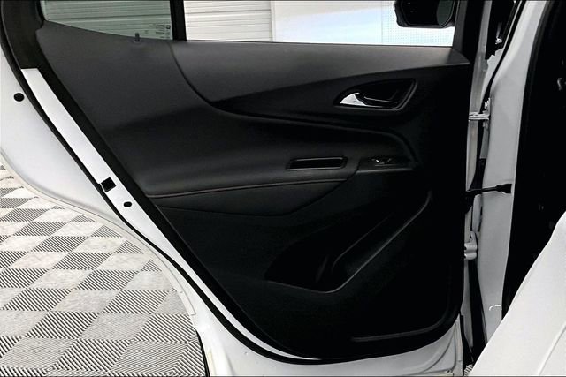 Used 2023 Chevrolet Equinox RS image 20