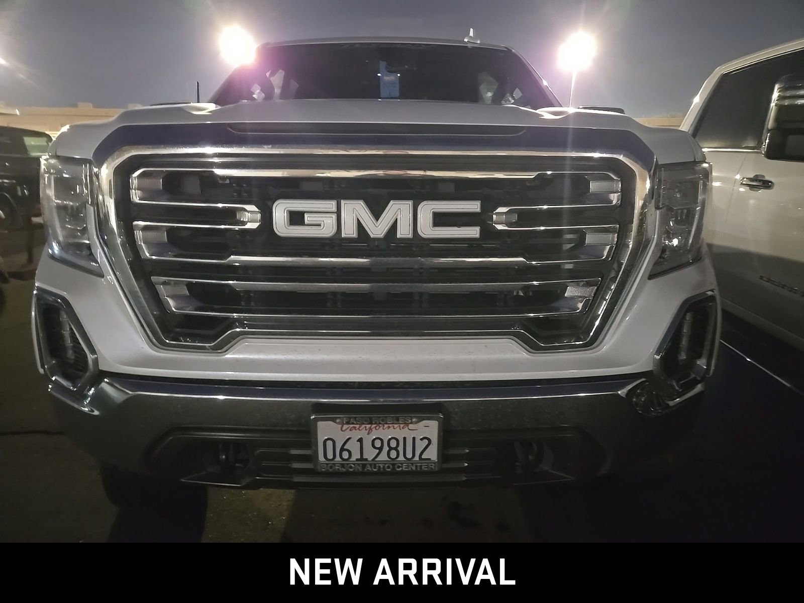 Used 2019 GMC Sierra 1500 SLT w/ SLT Premium Package image 2