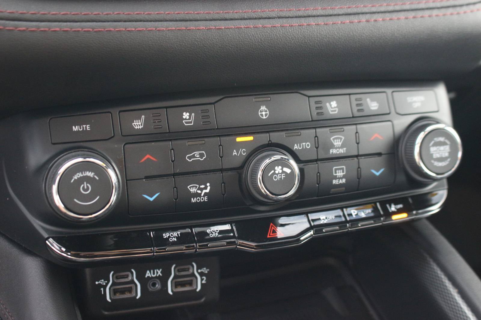 Used 2022 Dodge Durango R/T AWD/4WD image 26