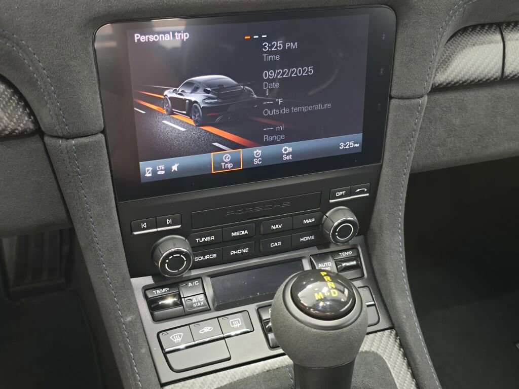 Certified 2024 Porsche 718 Cayman GT4 RS image 16