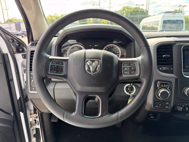 Used 2018 RAM 1500 Express w/ Express Value Package AWD/4WD image 22