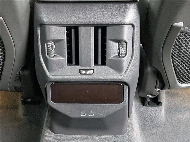 Used 2025 BMW X3 xDrive30 w/ Convenience Package AWD/4WD image 17