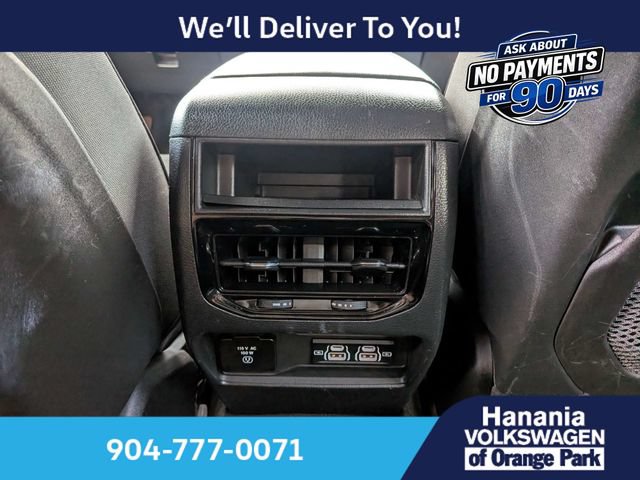 Used 2024 Jeep Grand Cherokee Altitude RWD image 15
