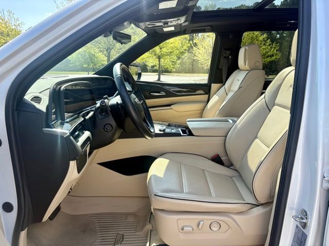 Certified 2024 Cadillac Escalade Premium Luxury AWD/4WD image 27