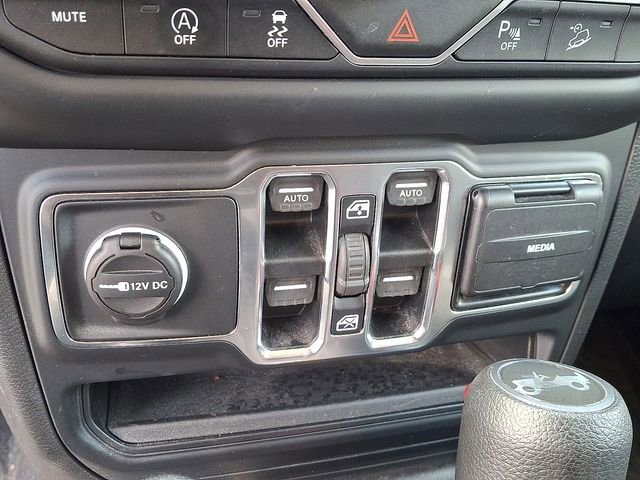 Used 2019 Jeep Wrangler Unlimited Sport S image 23