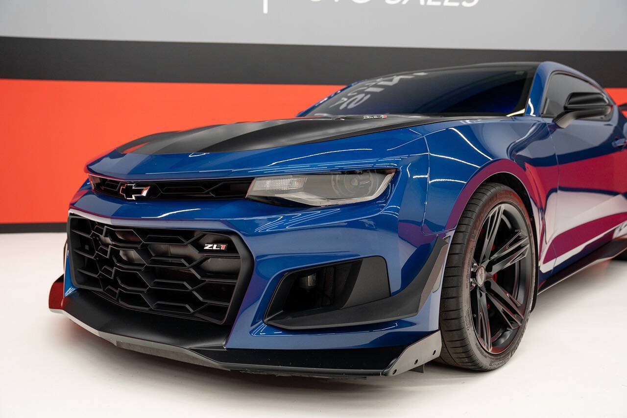 Used 2023 Chevrolet Camaro ZL1 RWD image 5