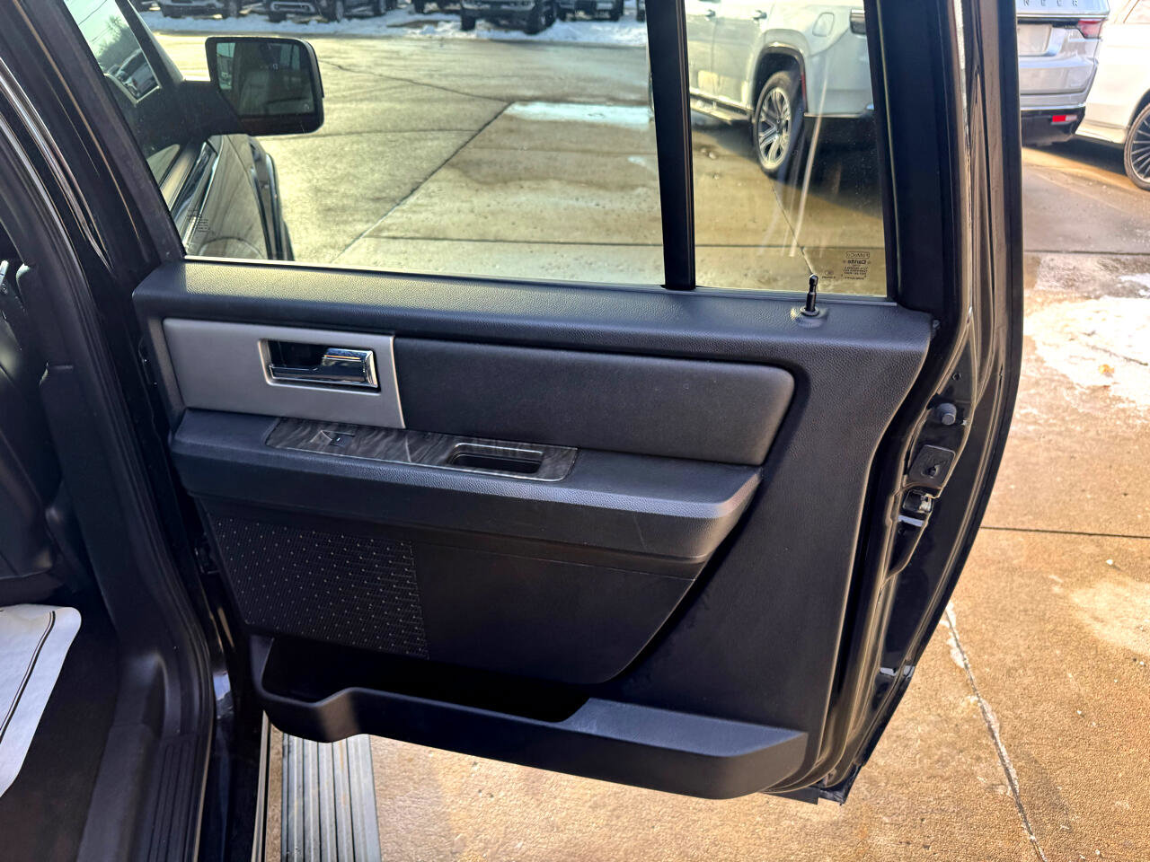 Used 2017 Ford Expedition EL Limited w/ Equipment Group 301A image 17