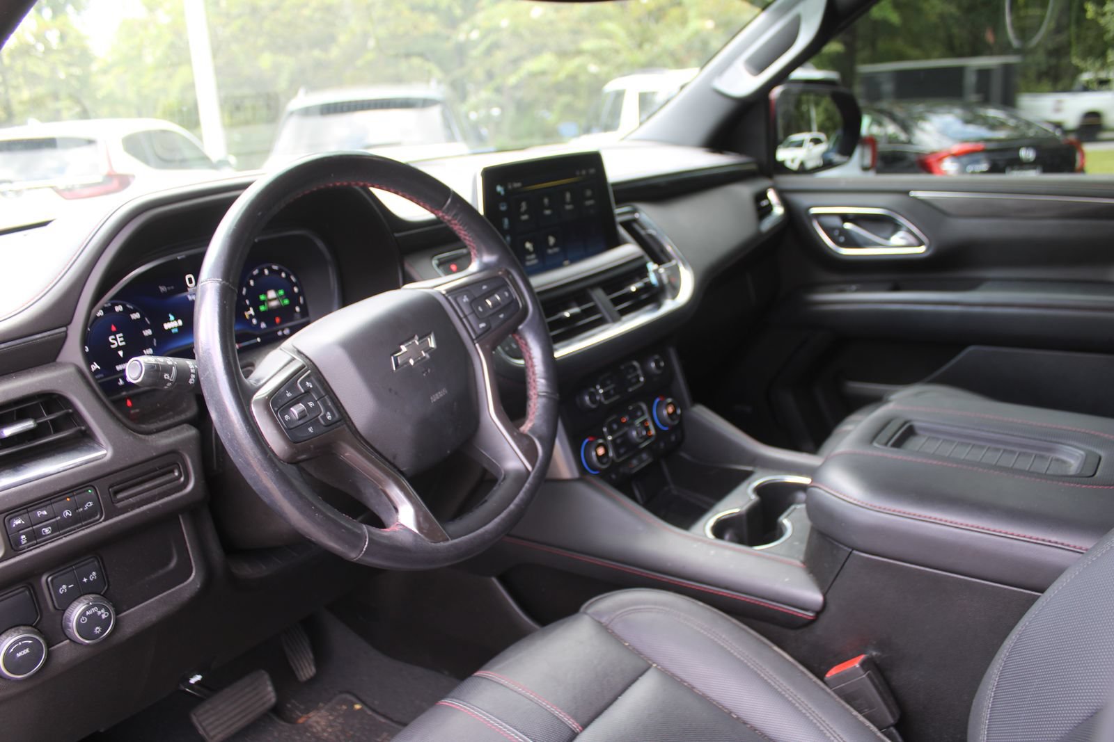Used 2022 Chevrolet Tahoe RST w/ Luxury Package RWD image 24