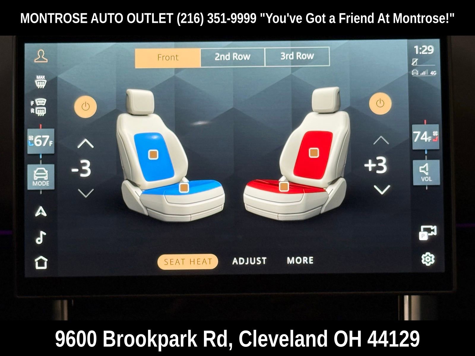 New 2025 Land Rover Range Rover Long Wheelbase SE image 11