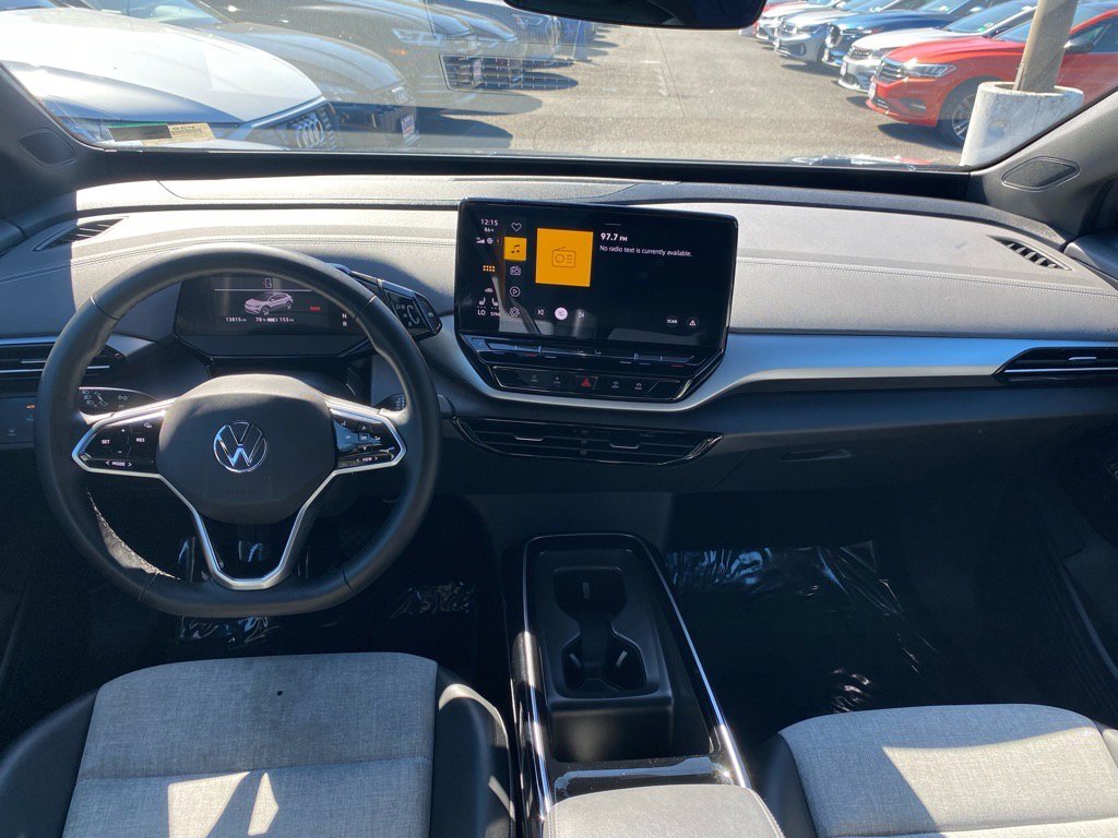 Certified 2024 Volkswagen ID.4 2WD image 8