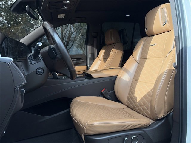 Used 2021 Cadillac Escalade Sport w/ Driver Assist Tech Package image 17