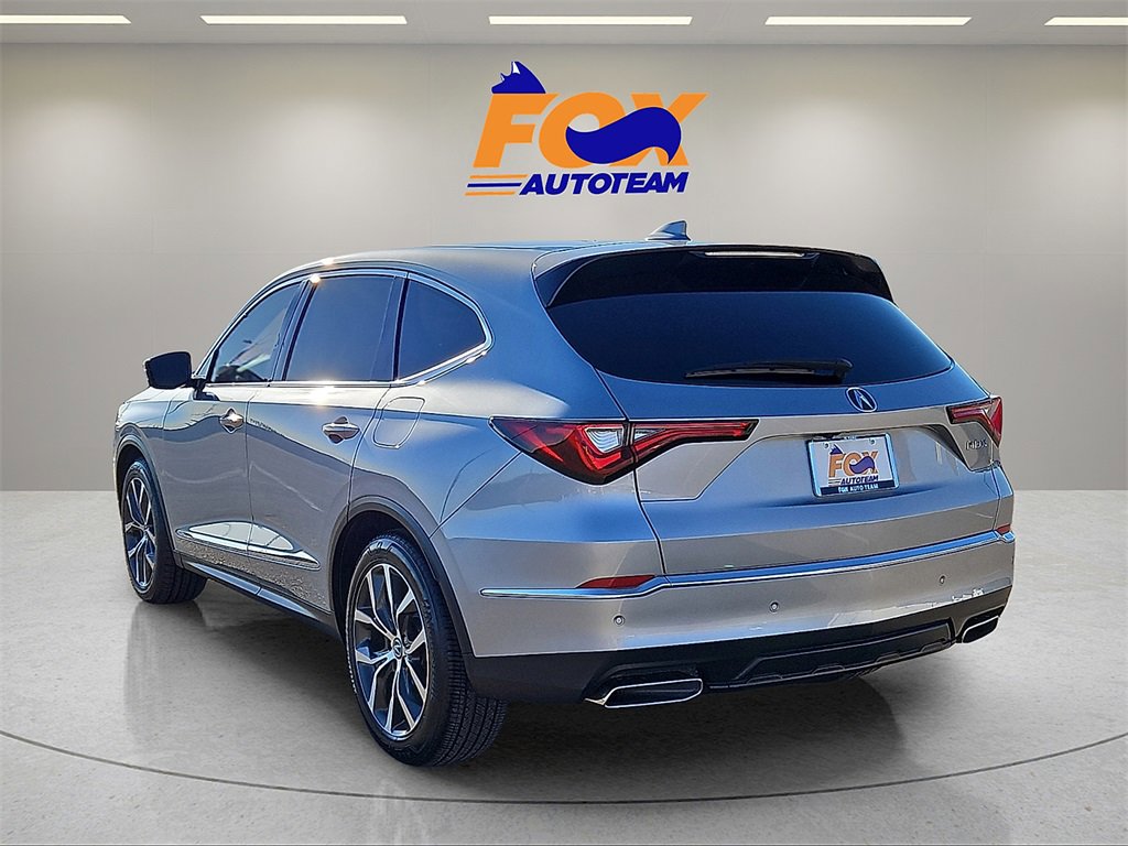 Certified 2023 Acura MDX FWD w/ Technology Package image 3
