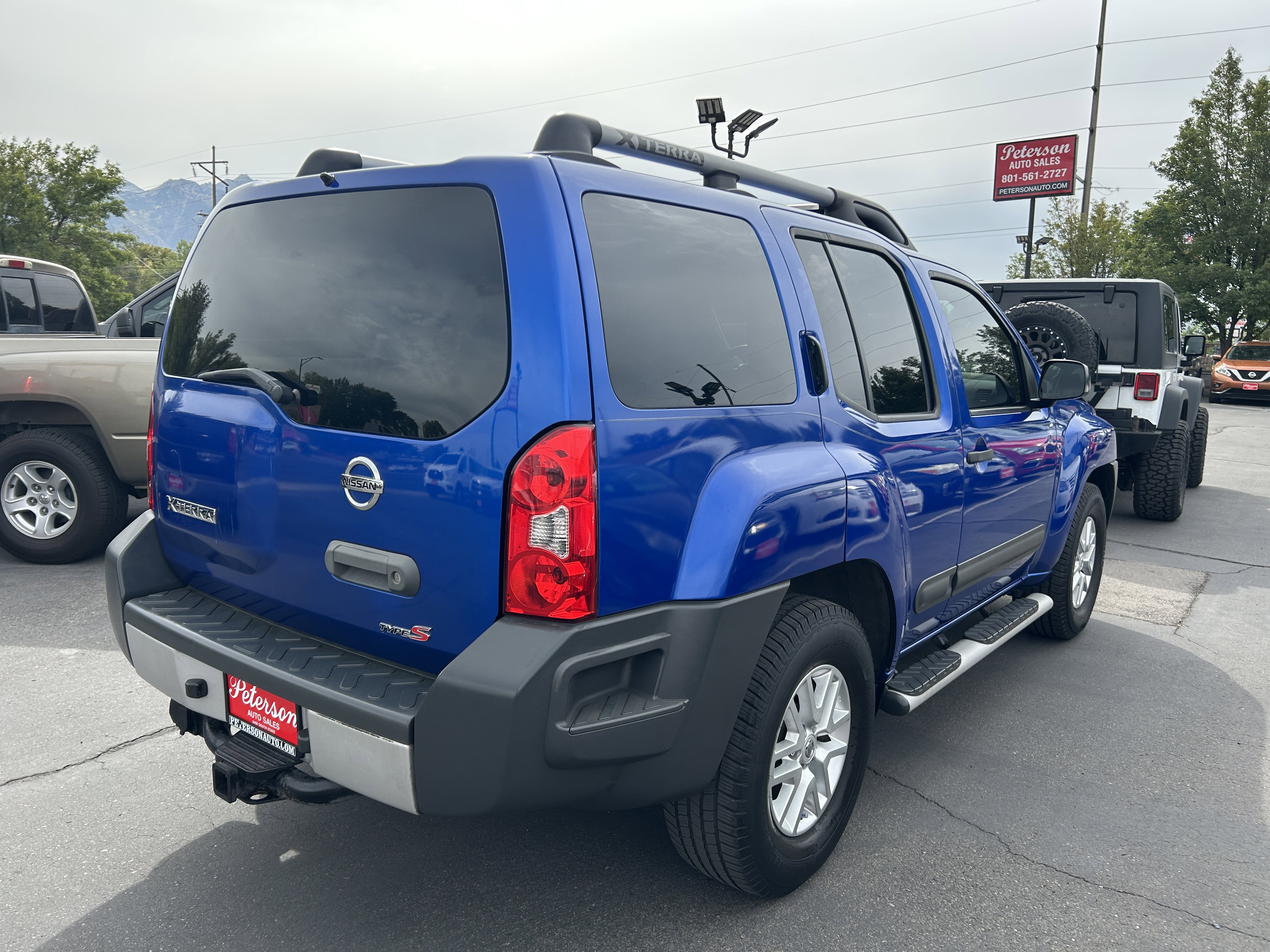 Used 2014 Nissan Xterra S w/ Nevada Tow Package image 4