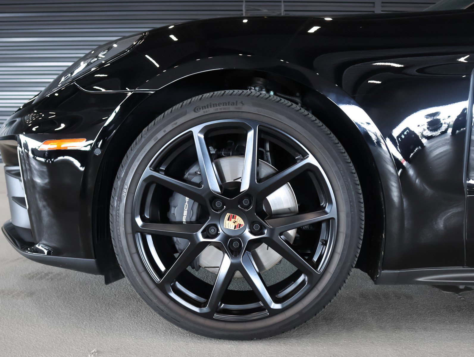 Certified 2025 Porsche Panamera 4 image 27