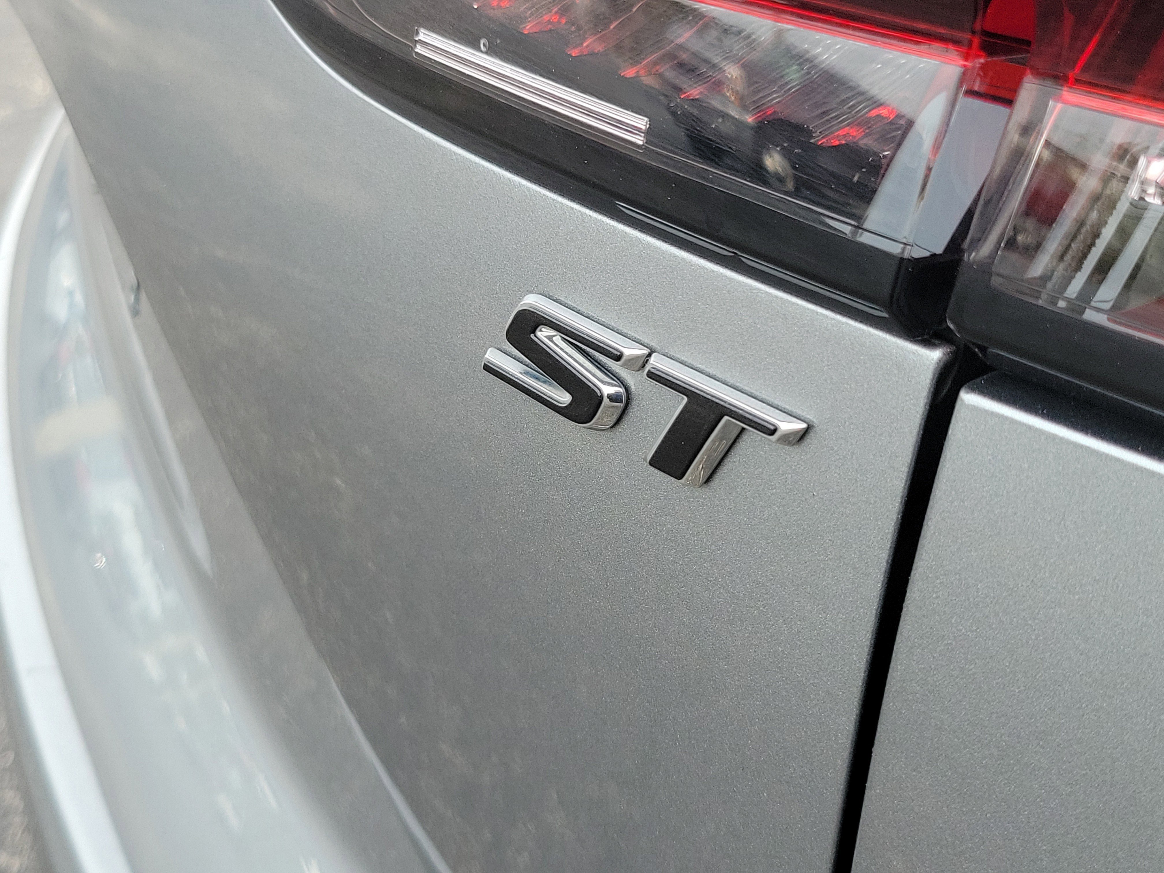 Used 2023 Buick Envision Preferred image 8