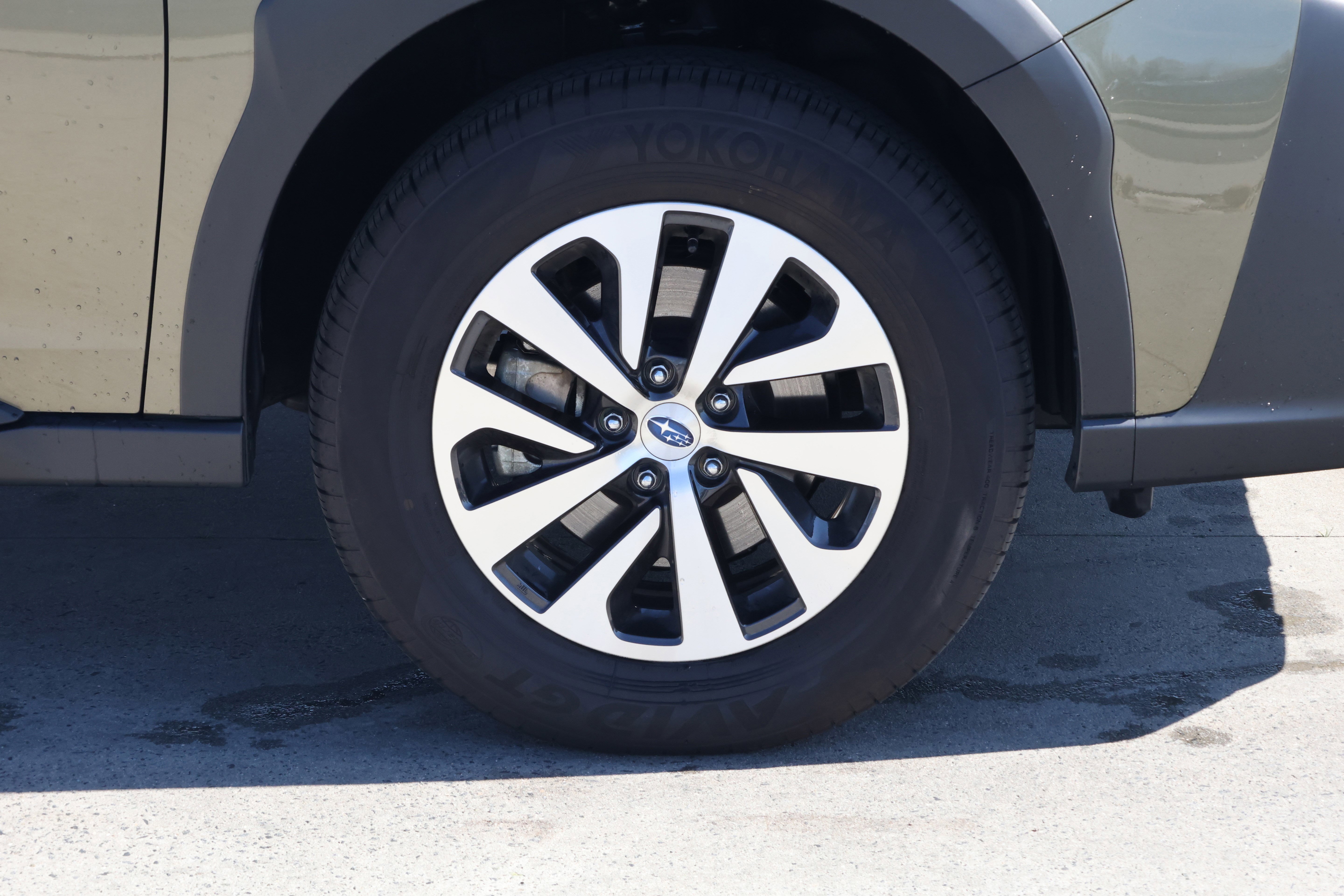 Used 2025 Subaru Outback Premium image 11