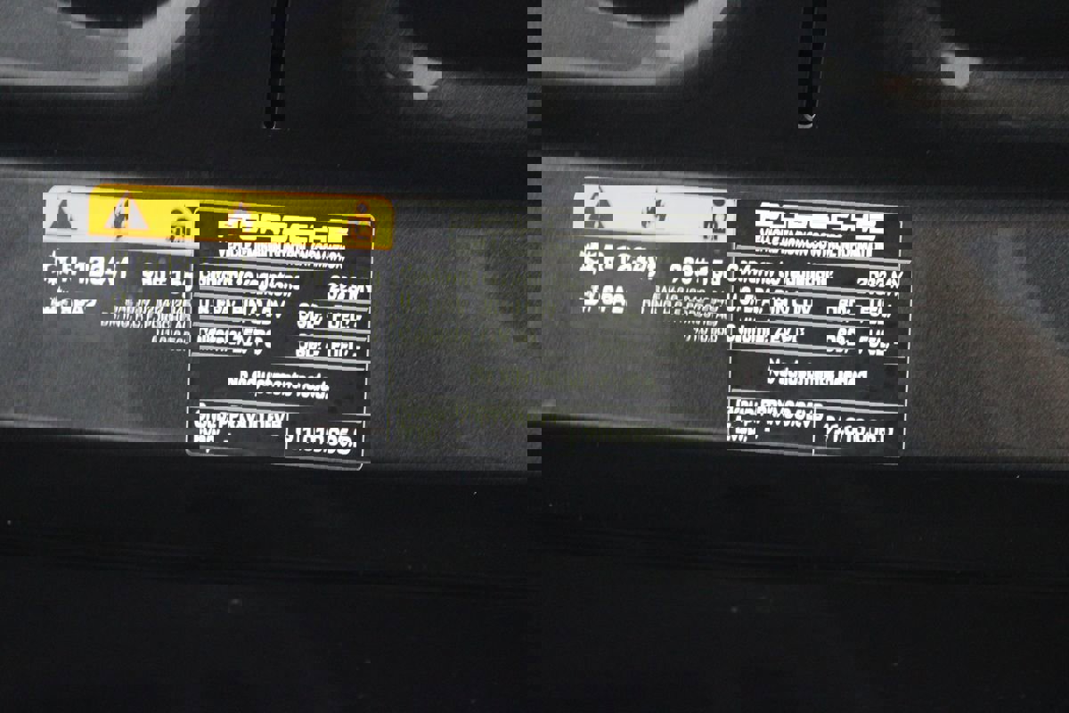 Used 2023 Porsche Taycan w/ Premium Package RWD image 55