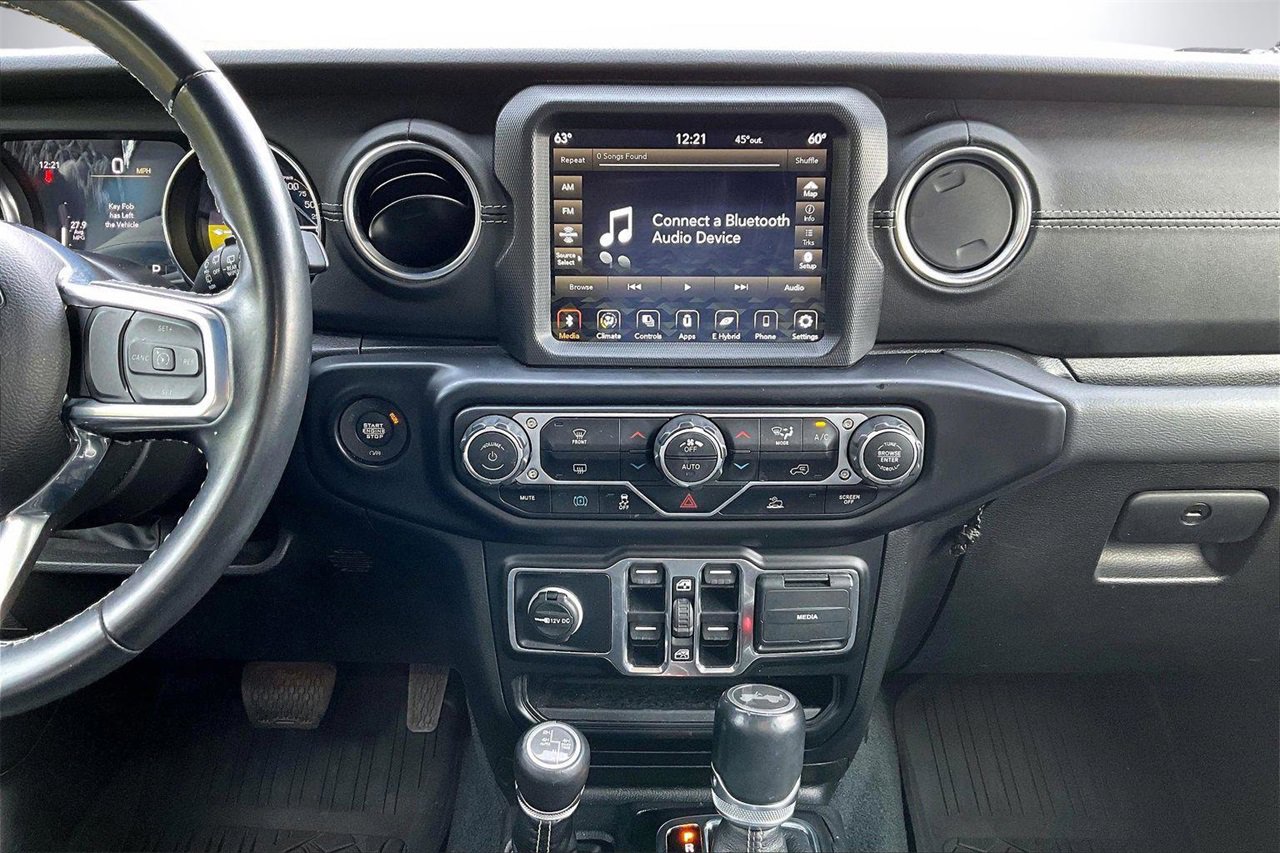 Used 2022 Jeep Wrangler Unlimited Sahara image 12