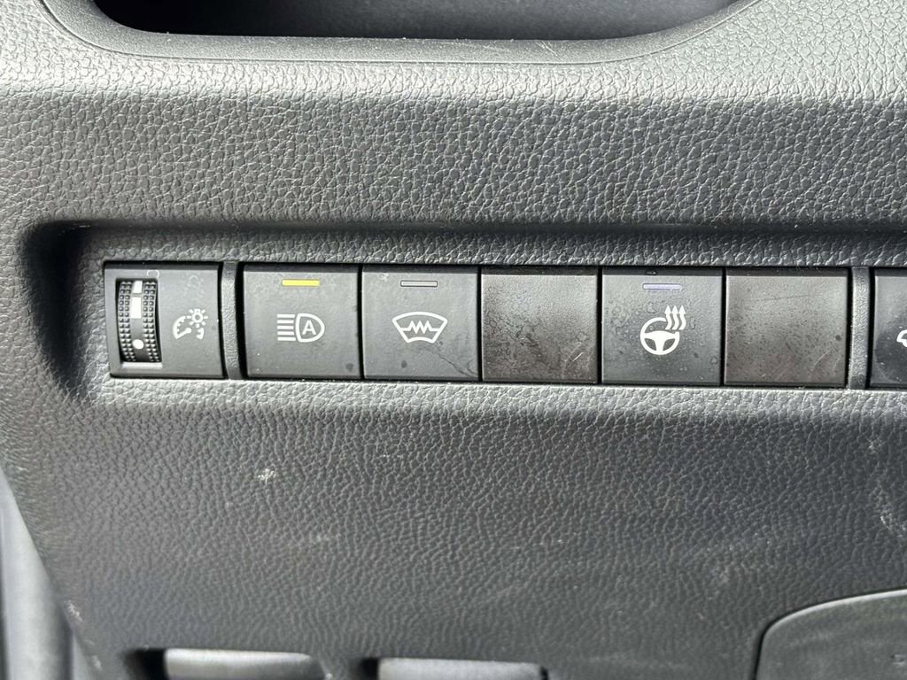 Used 2023 Toyota RAV4 XLE w/ Convenience Package AWD/4WD image 22