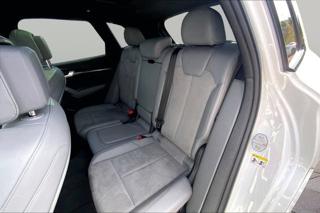 Used 2024 Audi SQ5 Prestige w/ Prestige Package AWD/4WD image 18