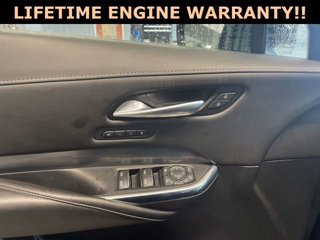 Used 2024 Cadillac XT4 Premium Luxury image 11