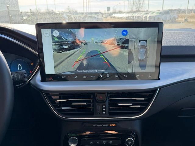 New 2026 Ford Escape SE w/ PHEV Premium Package FWD image 4