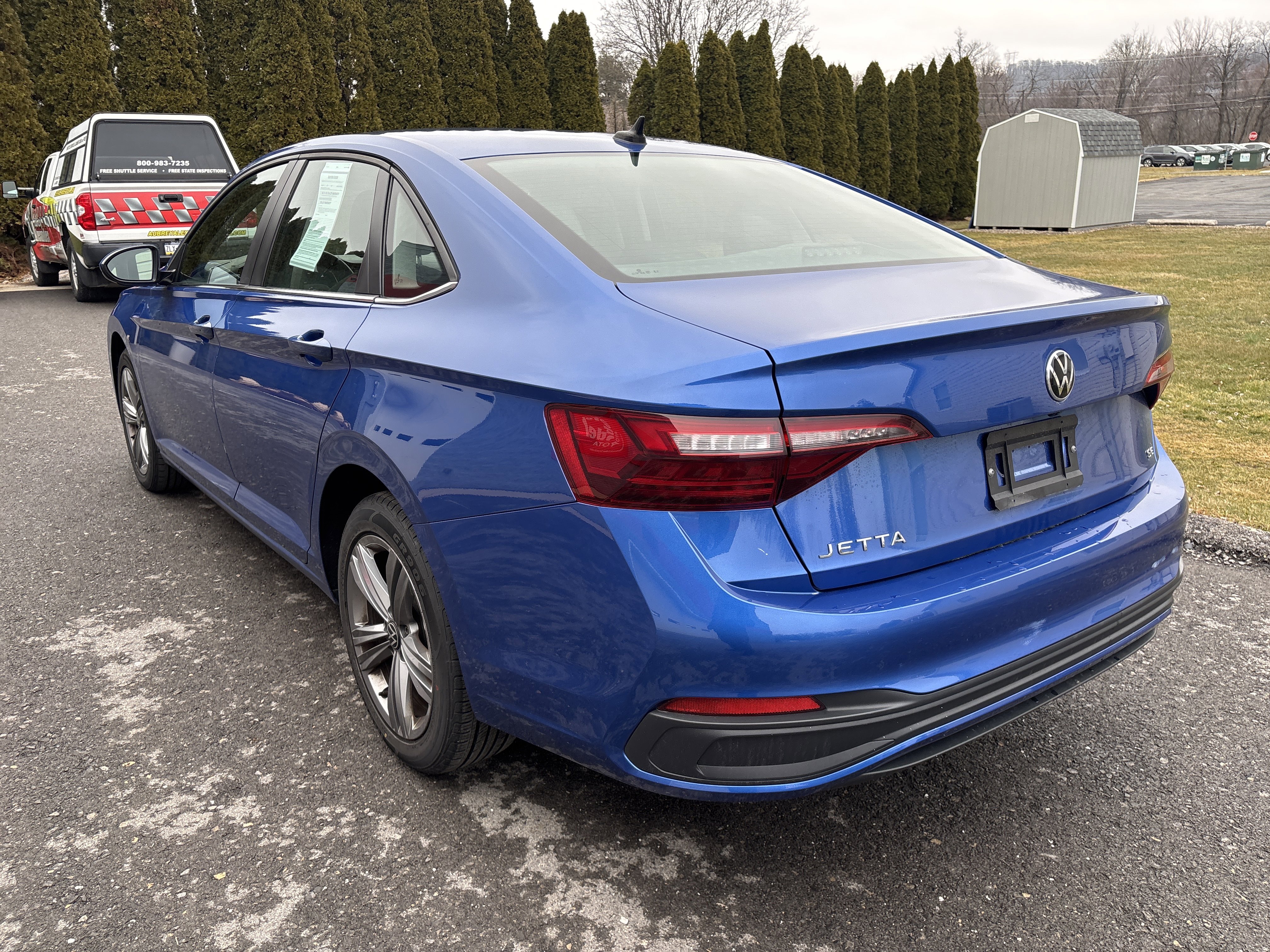 Used 2024 Volkswagen Jetta SE image 6