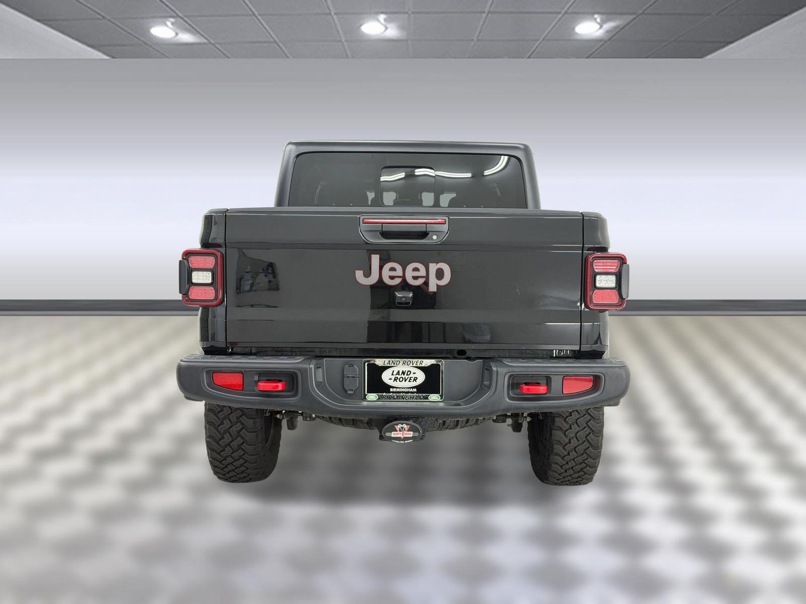 Used 2025 Jeep Gladiator Rubicon w/ Technology Group AWD/4WD image 10