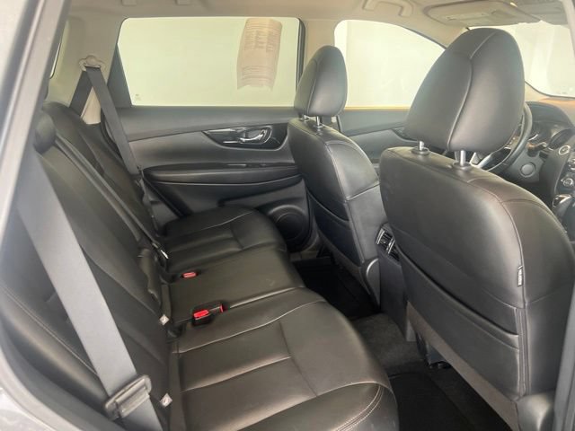 Used 2019 Nissan Rogue SL AWD/4WD image 28