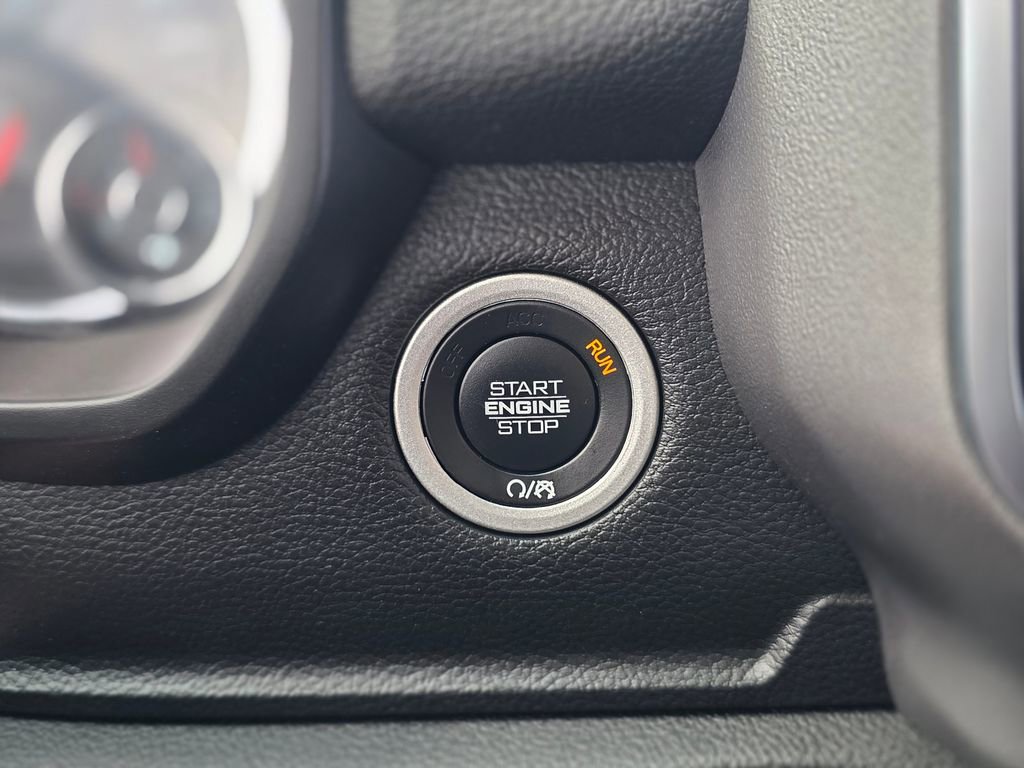 Used 2024 RAM 1500 Big Horn image 32