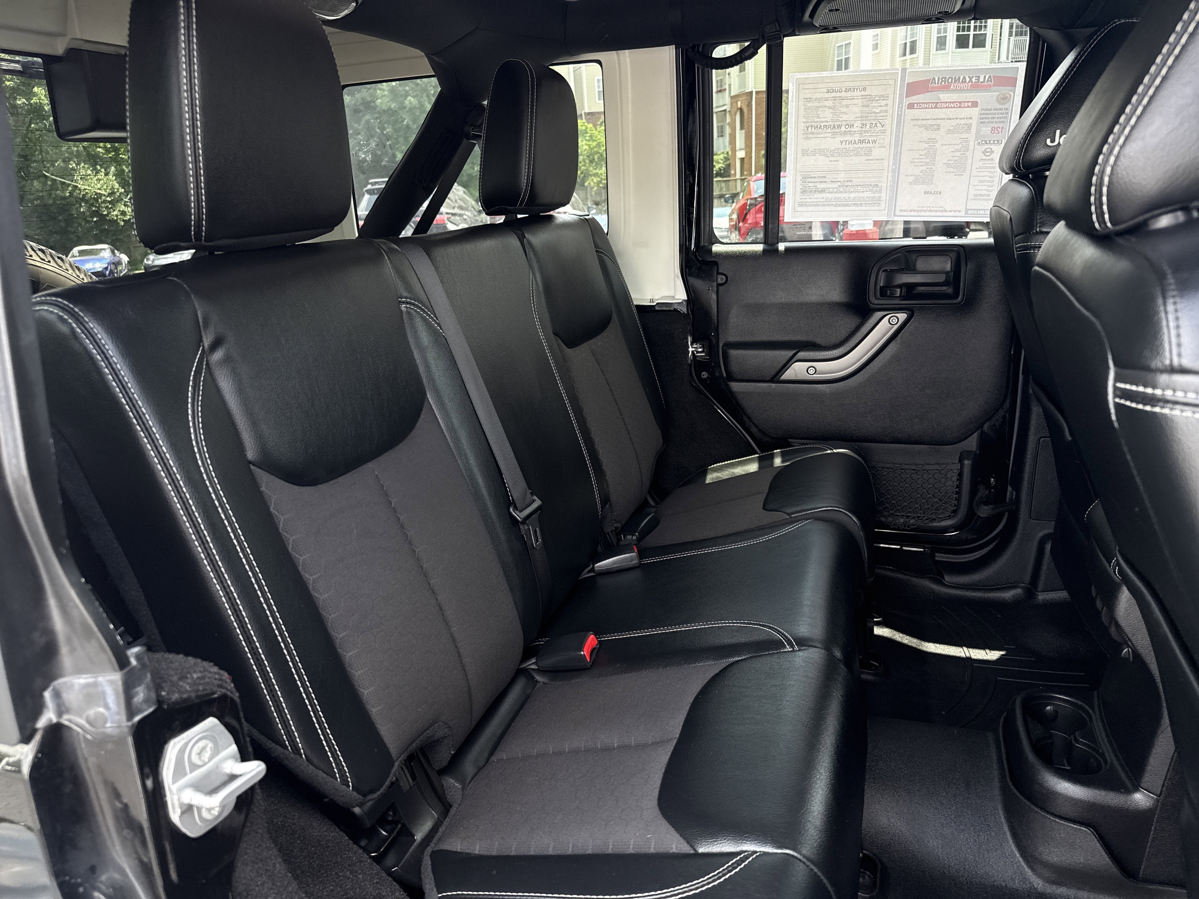 Used 2016 Jeep Wrangler Unlimited Sport AWD/4WD image 21