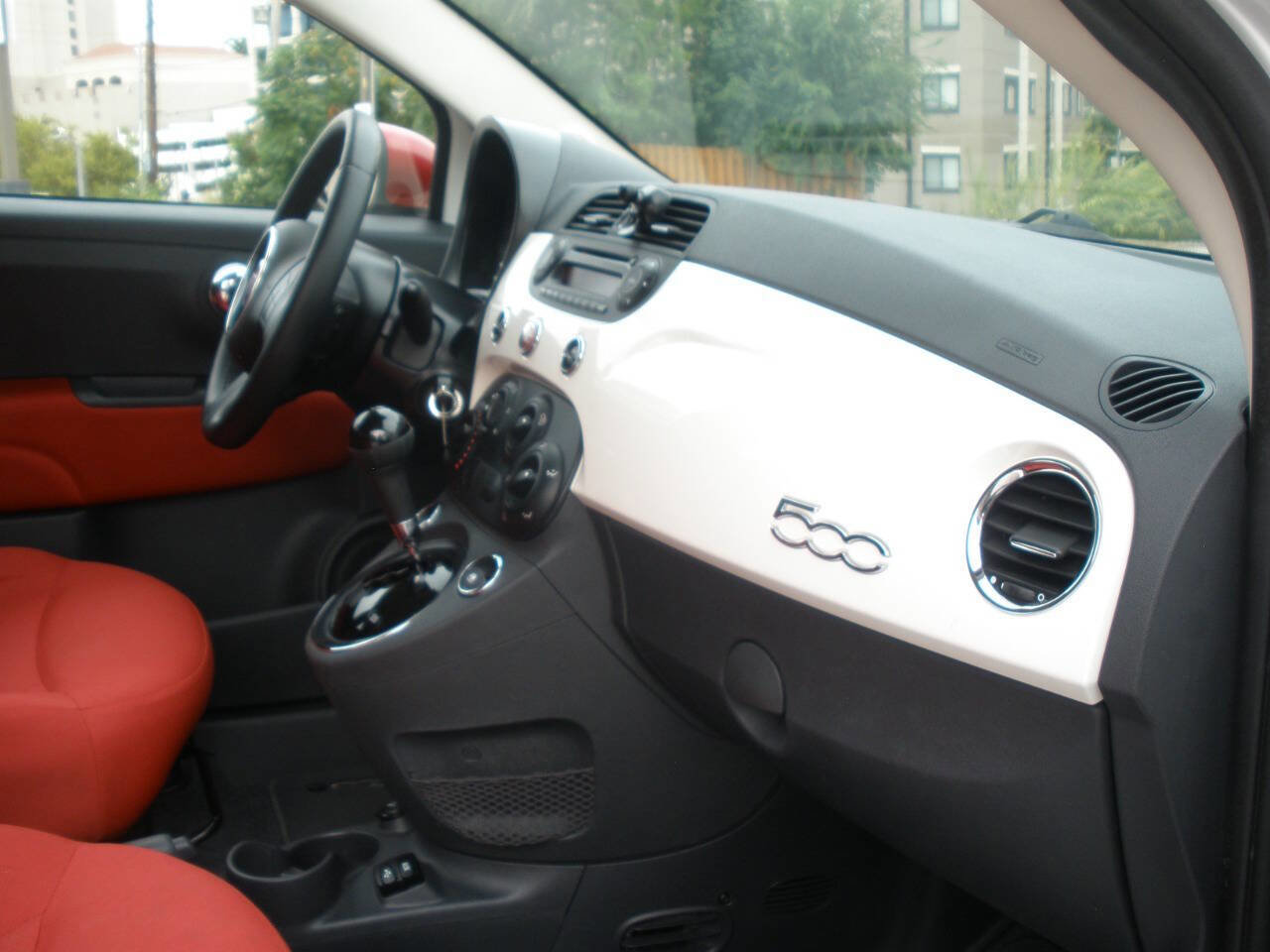 Used 2015 FIAT 500 Pop image 27