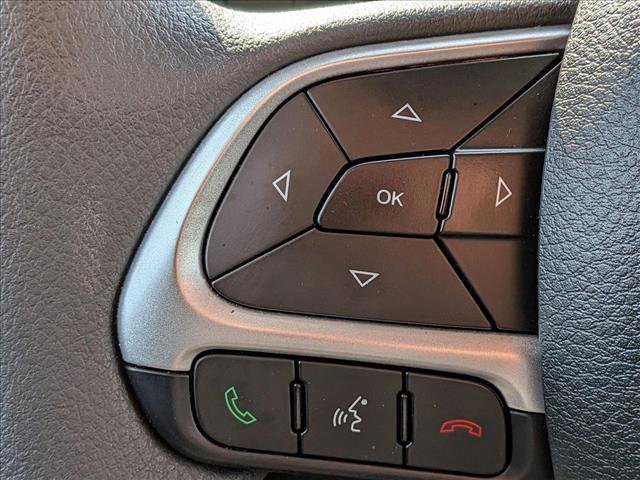 Used 2023 Jeep Renegade Latitude image 17