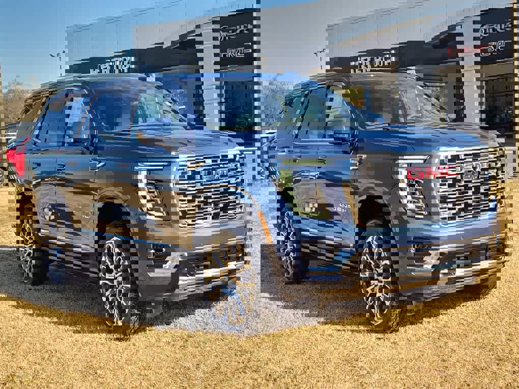 New 2026 GMC Yukon Denali image 2