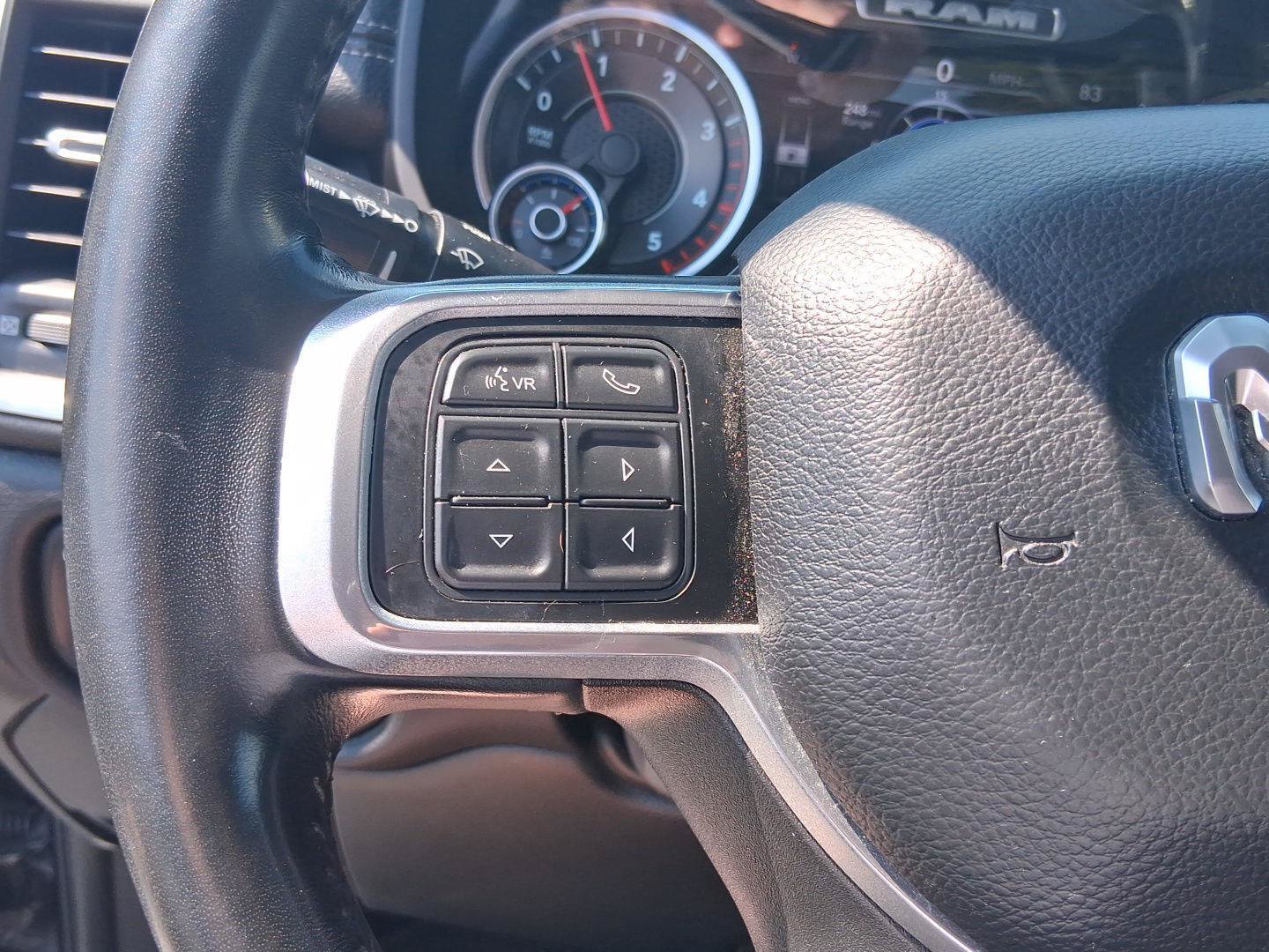 Used 2022 RAM 3500 Laramie AWD/4WD image 21