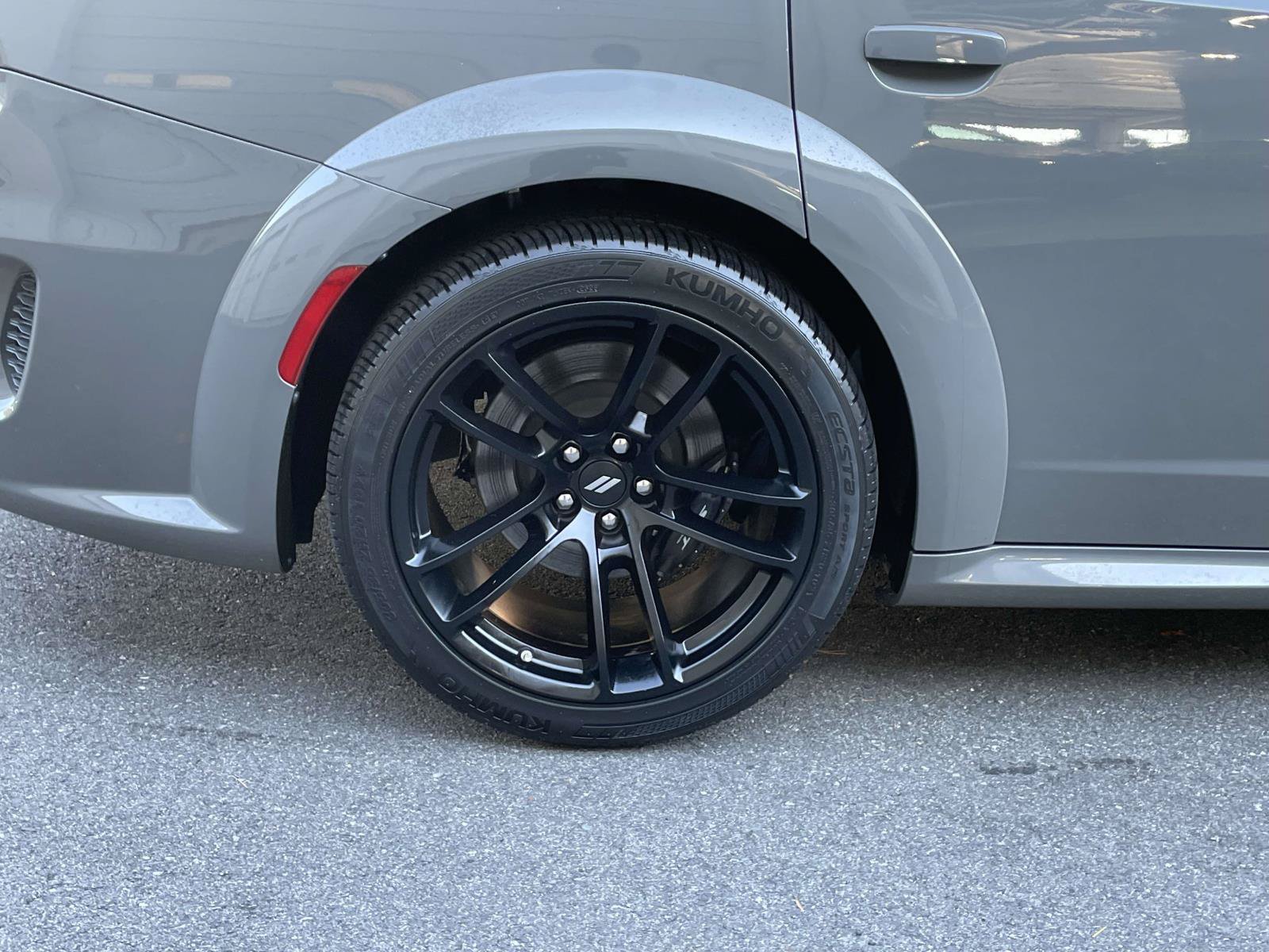 Used 2023 Dodge Charger Scat Pack RWD image 7