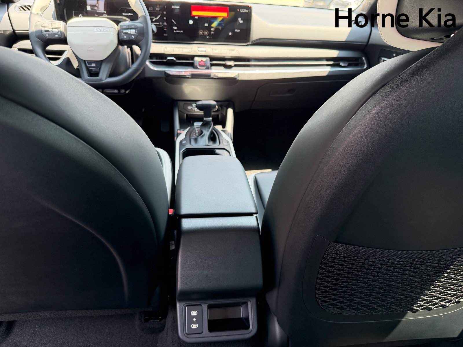 New 2026 Kia K4 EX FWD image 25