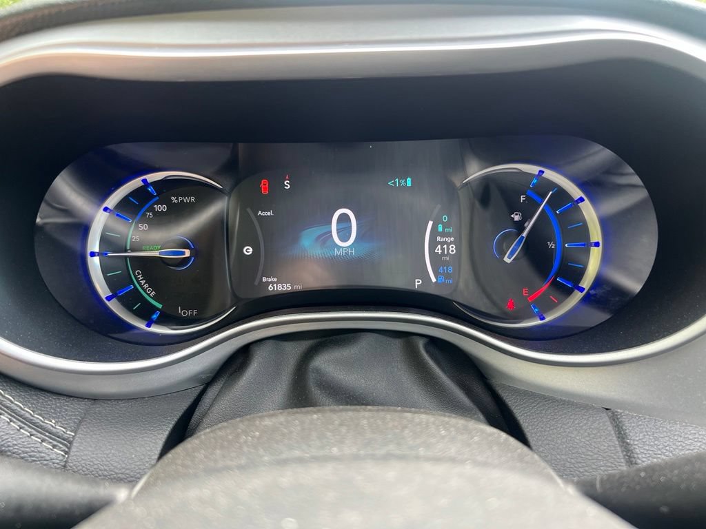 Used 2024 Chrysler Pacifica Limited FWD image 21