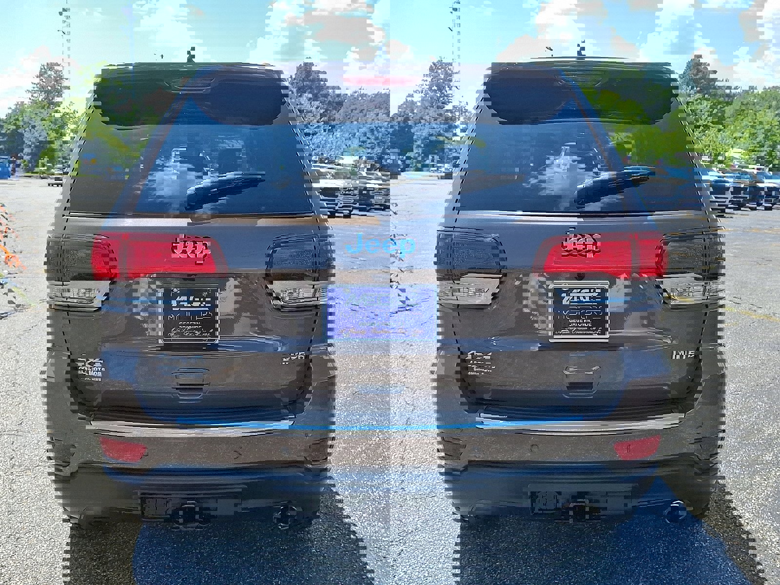 Used 2020 Jeep Grand Cherokee Limited w/ Trailer Tow Group IV image 5