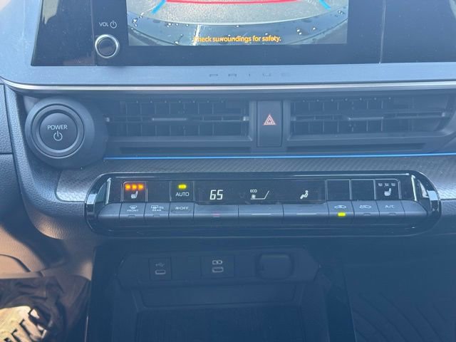 Used 2025 Toyota Prius XLE image 24