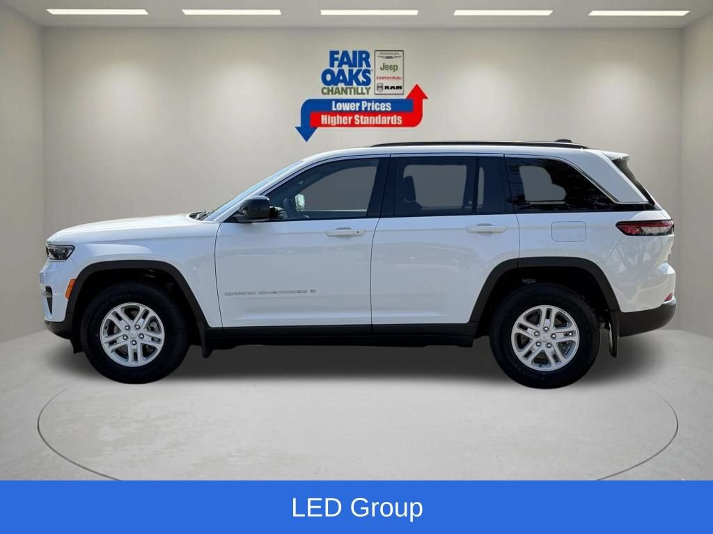 Certified 2024 Jeep Grand Cherokee Laredo w/ MOPAR Finishing Package RWD image 11